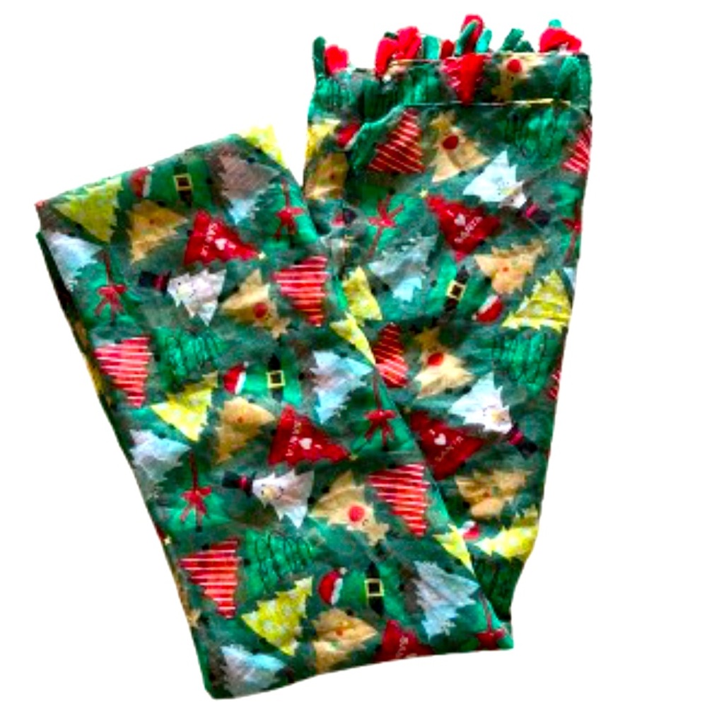 Christmas scarf with tassels unbranded